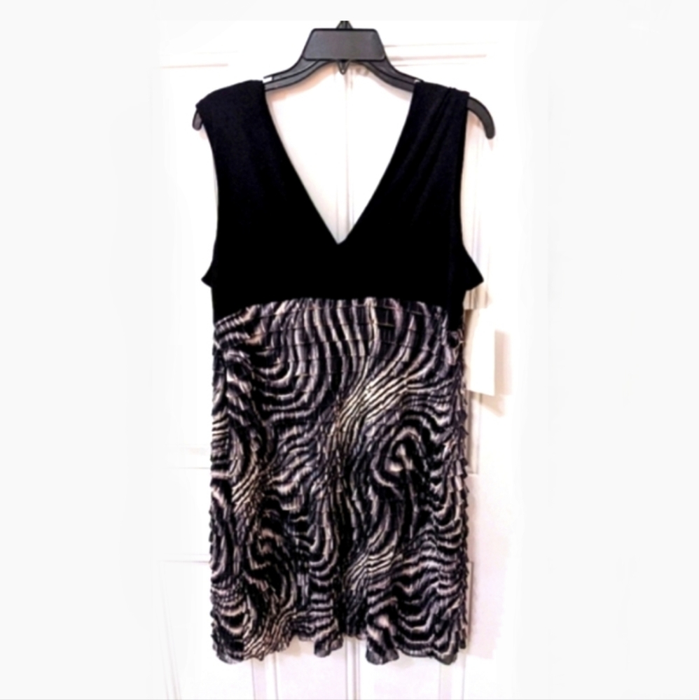 💃🏽V-Neck Sleeveless Dress XXL by Fitvell in XXL